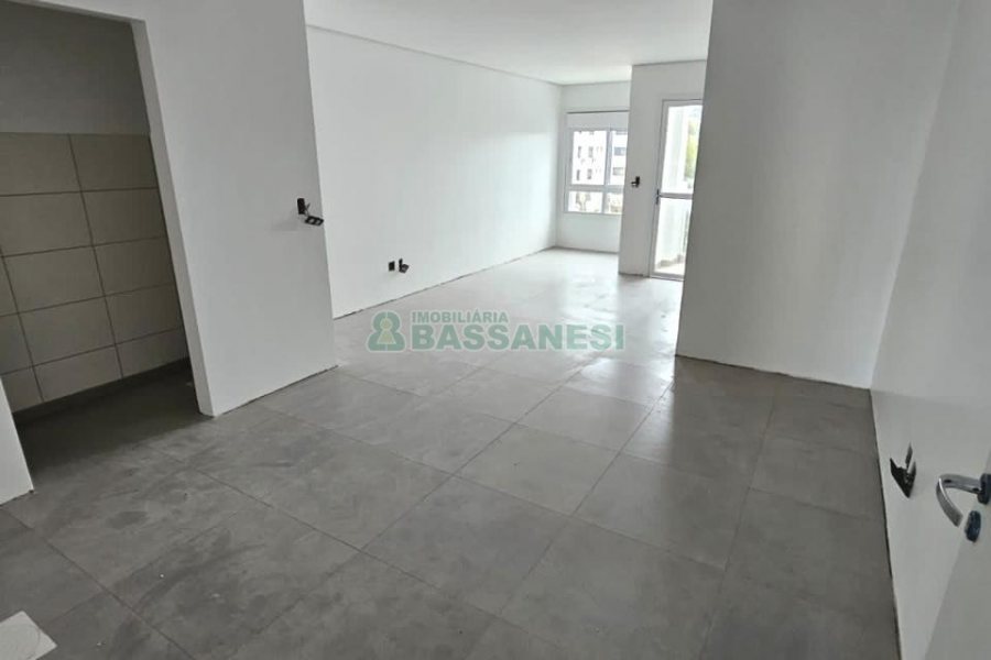 Apartamento com 42m², 1 dormitório, 1 vaga, no bairro Lourdes em Caxias do Sul para Alugar