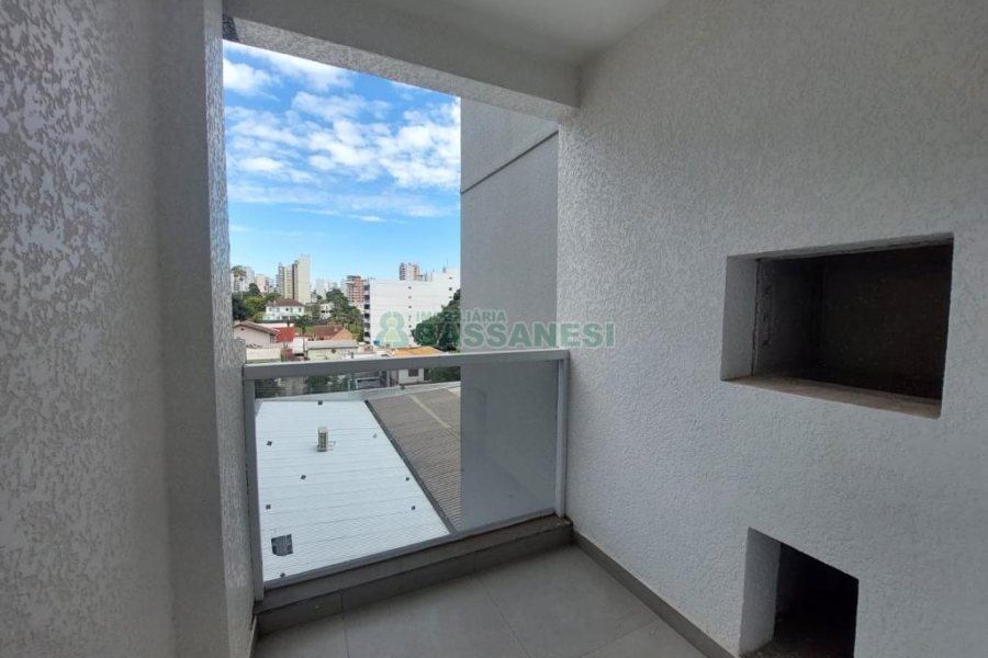 Apartamento com 42m², 1 dormitório, 1 vaga, no bairro Lourdes em Caxias do Sul para Alugar