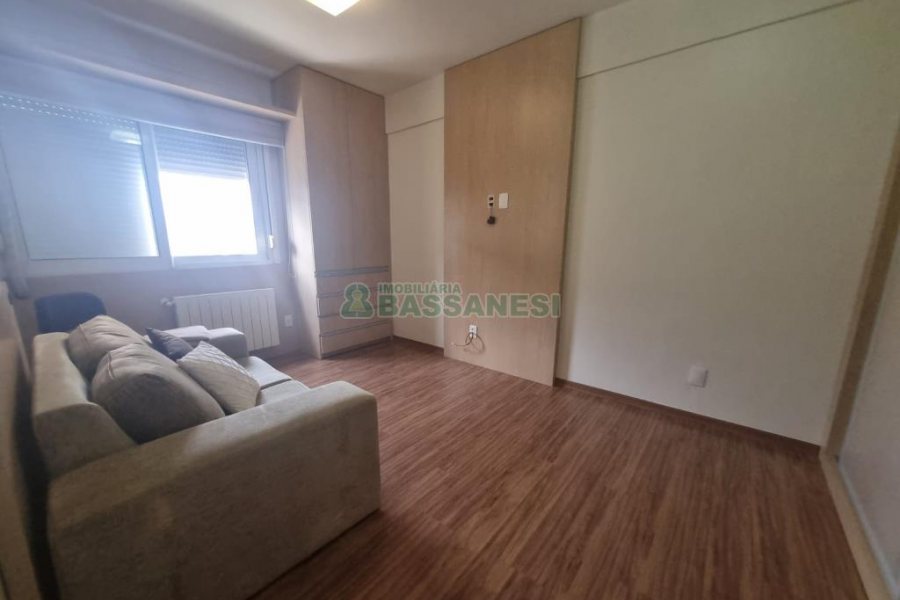 Apartamento com 140m², 3 dormitórios, 2 vagas, no bairro Centro em Caxias do Sul para Alugar ou Comprar