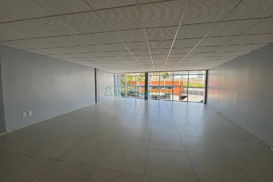 Sala com 91m², 1 vaga, no bairro Bela Vista em Caxias do Sul para Alugar