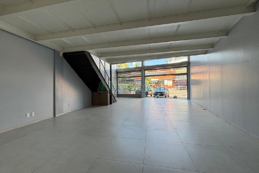 Loja com 154m², 1 vaga, no bairro Bela Vista em Caxias do Sul para Alugar