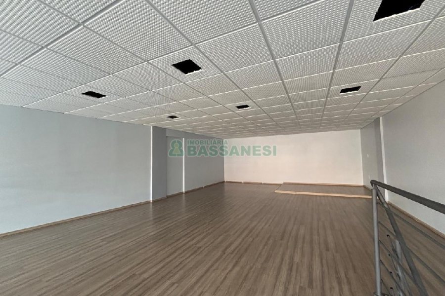 Loja com 84m², 1 vaga, no bairro Bela Vista em Caxias do Sul para Alugar