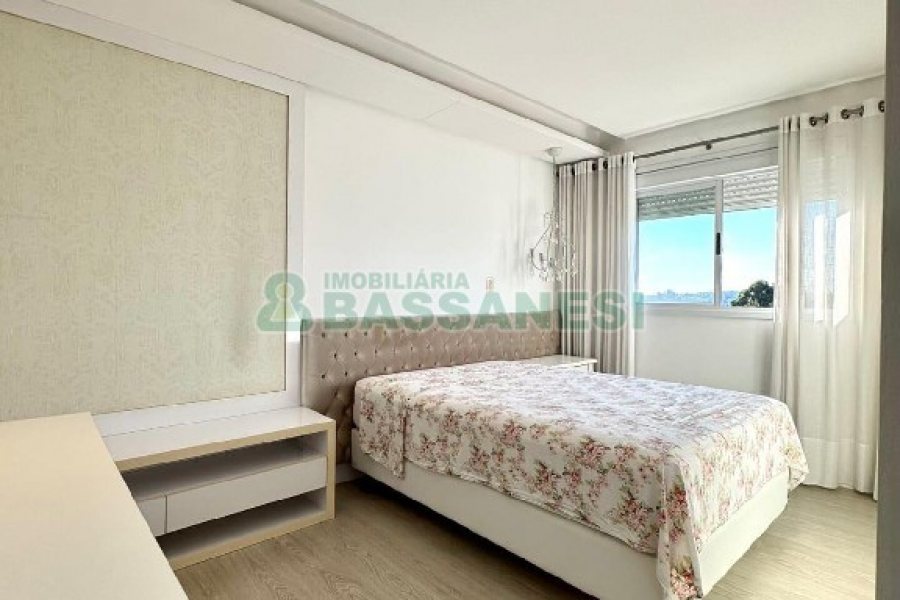 Apto Mobiliado com 47m², 2 dormitórios, 1 vaga, no bairro Desvio Rizzo em Caxias do Sul para Alugar