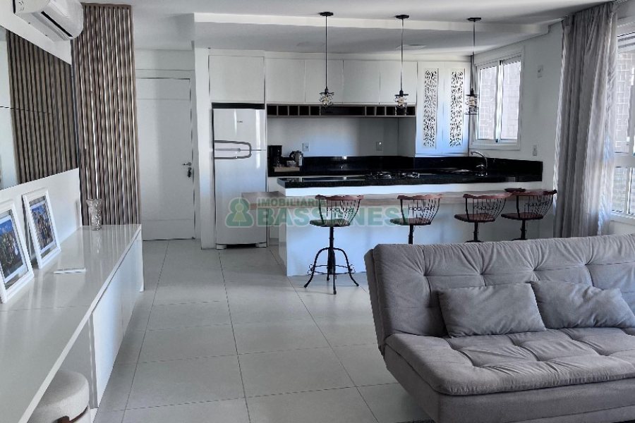 Apto Mobiliado com 54m², 1 dormitório, 1 vaga, no bairro Centro em Caxias do Sul para Alugar