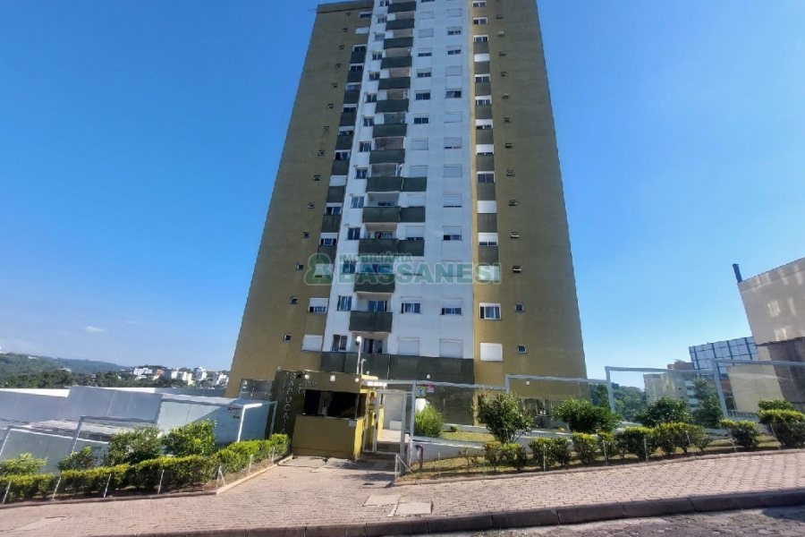 Apartamento com 54m², 2 dormitórios, 1 vaga, no bairro São Leopoldo em Caxias do Sul para Alugar