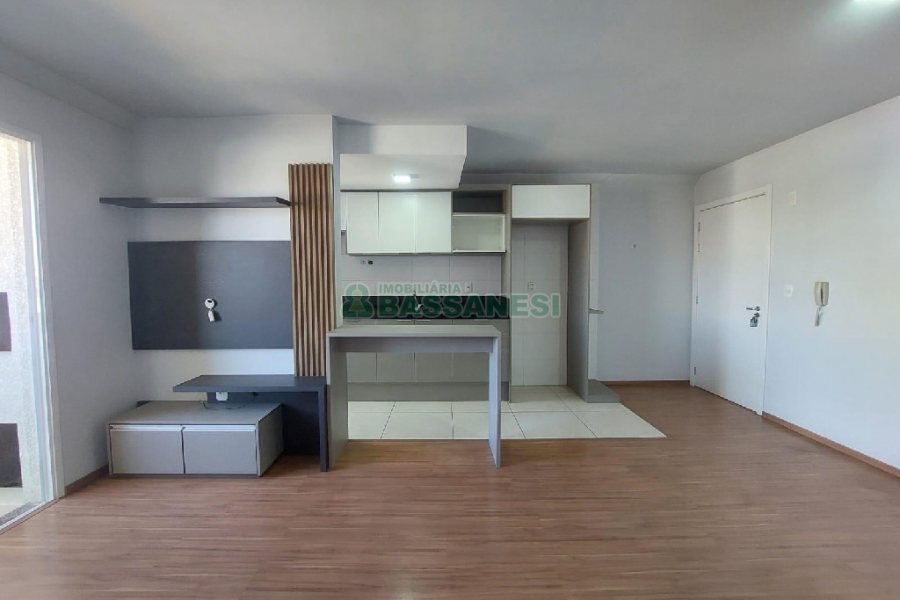 Apartamento com 54m², 2 dormitórios, 1 vaga, no bairro São Leopoldo em Caxias do Sul para Alugar