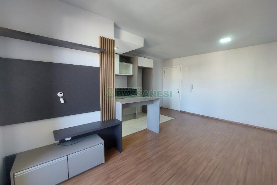 Apartamento com 54m², 2 dormitórios, 1 vaga, no bairro São Leopoldo em Caxias do Sul para Alugar