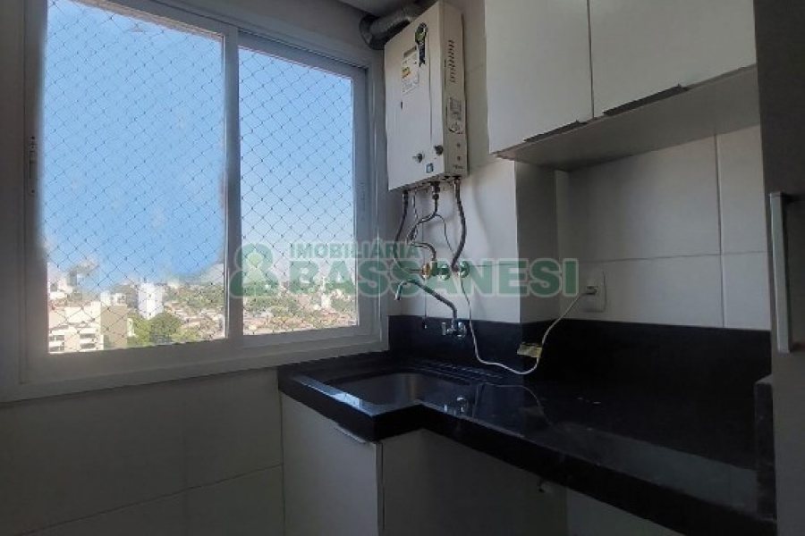 Apartamento com 54m², 2 dormitórios, 1 vaga, no bairro São Leopoldo em Caxias do Sul para Alugar