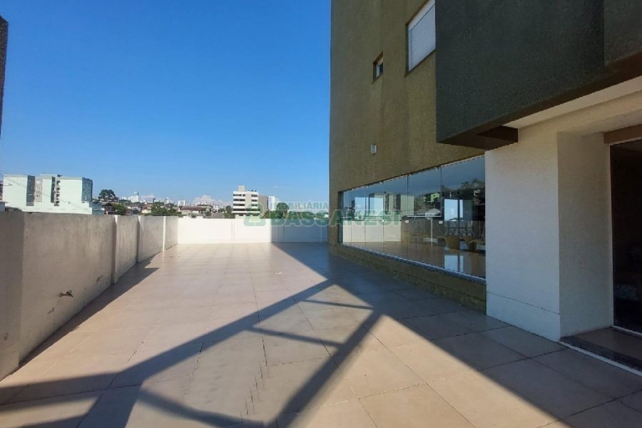 Apartamento com 54m², 2 dormitórios, 1 vaga, no bairro São Leopoldo em Caxias do Sul para Alugar