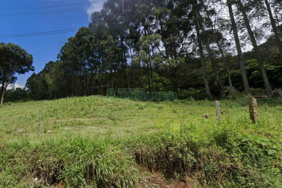 Terreno, no bairro Desvio Rizzo em Caxias do Sul para Comprar