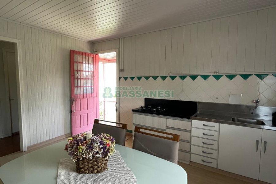 Casa com 209m², 3 dormitórios, 1 vaga, no bairro Bela Vista em Caxias do Sul para Comprar