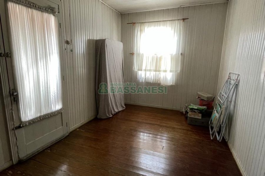 Casa com 209m², 3 dormitórios, 1 vaga, no bairro Bela Vista em Caxias do Sul para Comprar