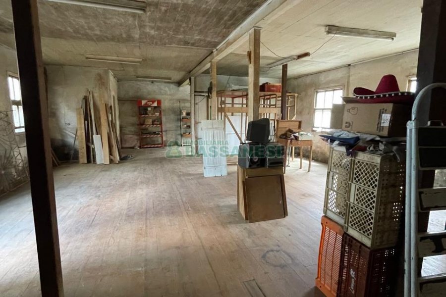 Casa com 209m², 3 dormitórios, 1 vaga, no bairro Bela Vista em Caxias do Sul para Comprar