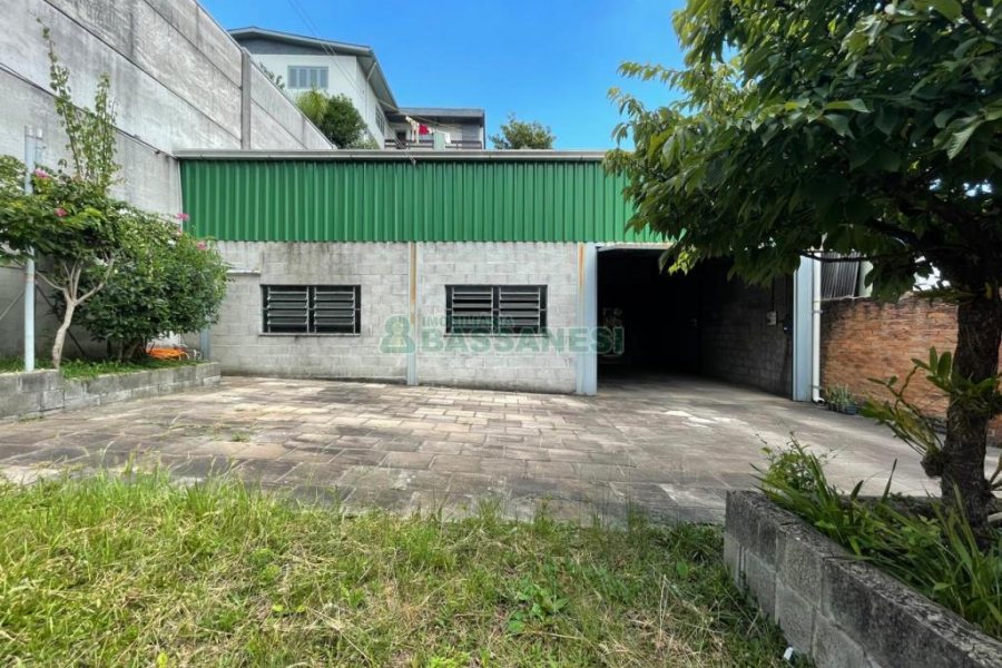 Casa com 209m², 3 dormitórios, 1 vaga, no bairro Bela Vista em Caxias do Sul para Comprar