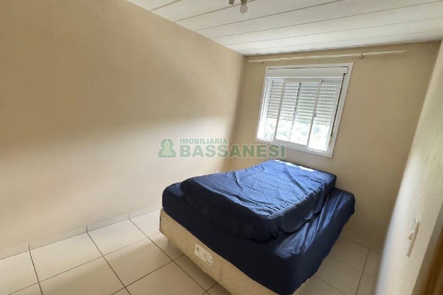 Apartamento com 62m², 2 dormitórios, 1 vaga, no bairro Santa Corona em Caxias do Sul para Alugar