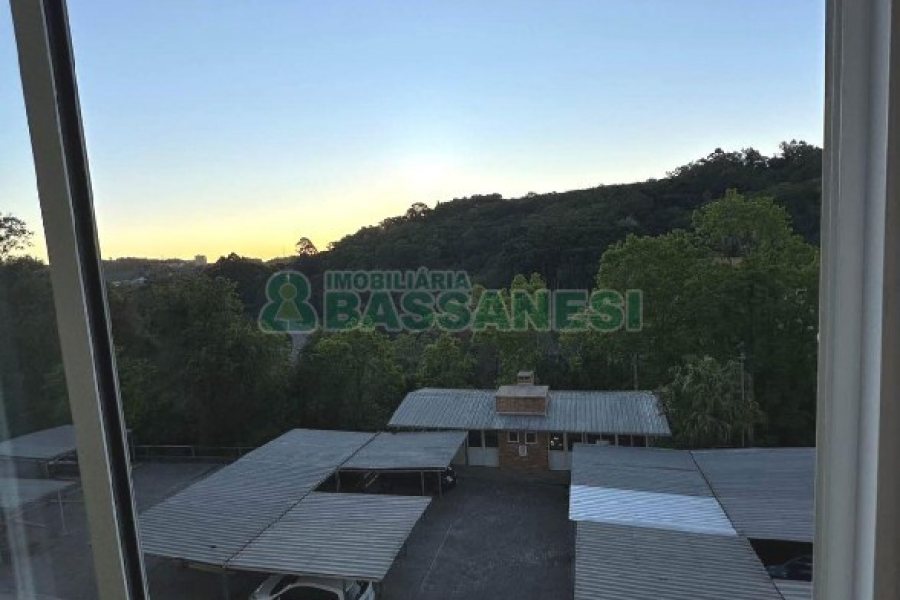 Apartamento com 62m², 2 dormitórios, 1 vaga, no bairro Santa Corona em Caxias do Sul para Alugar