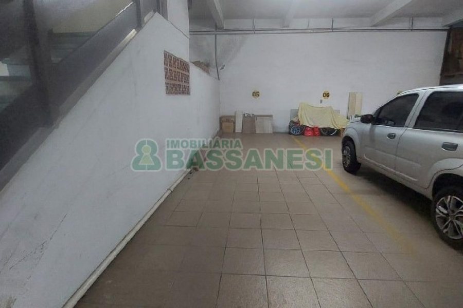 Apto Mobiliado com 119m², 3 dormitórios, 2 vagas, no bairro Centro em Caxias do Sul para Alugar