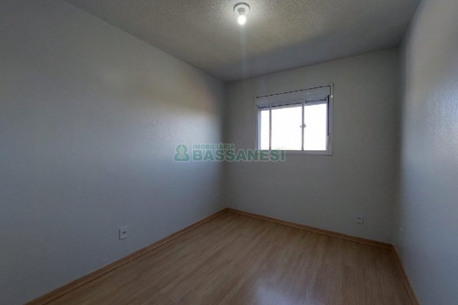 Apartamento com 60m², 2 dormitórios, 1 vaga, no bairro Nossa Senhora das Graças em Caxias do Sul para Alugar