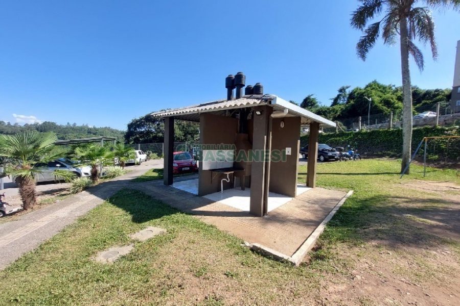 Apartamento com 60m², 2 dormitórios, 1 vaga, no bairro Nossa Senhora das Graças em Caxias do Sul para Alugar