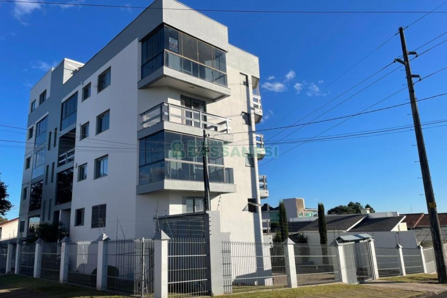 Apartamento com 67m², 2 dormitórios, 1 vaga, no bairro Santa Lúcia em Caxias do Sul para Comprar