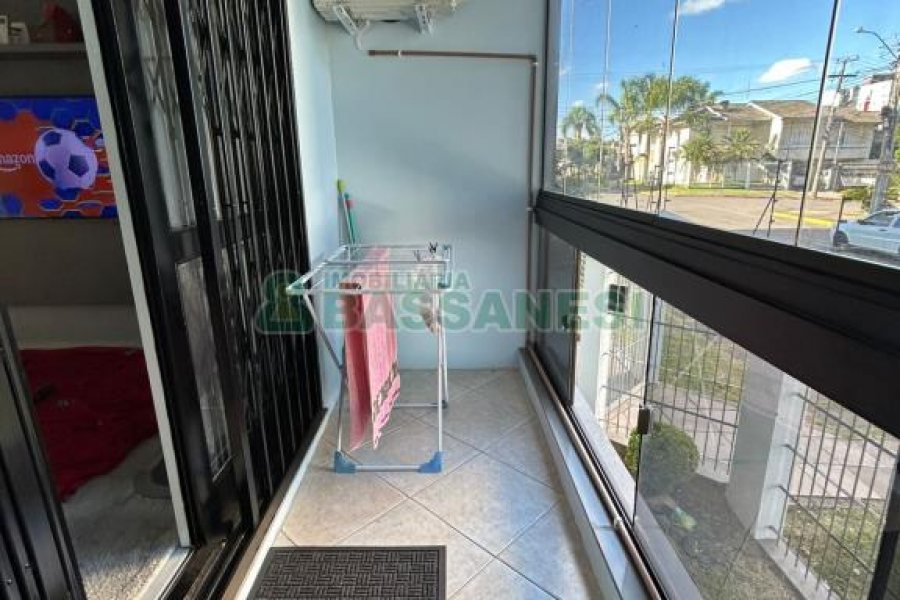 Apartamento com 67m², 2 dormitórios, 1 vaga, no bairro Santa Lúcia em Caxias do Sul para Comprar