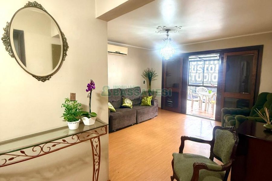 Apto Mobiliado com 180m², 3 dormitórios, 1 vaga, no bairro São Leopoldo em Caxias do Sul para Alugar