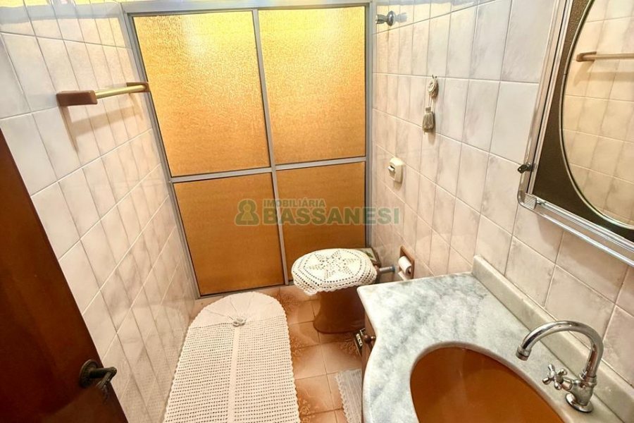 Apto Mobiliado com 180m², 3 dormitórios, 1 vaga, no bairro São Leopoldo em Caxias do Sul para Alugar