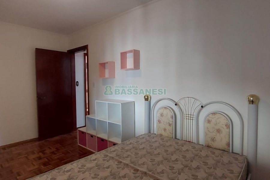 Apartamento com 90m², 2 dormitórios, 2 vagas, no bairro Panazzolo em Caxias do Sul para Alugar