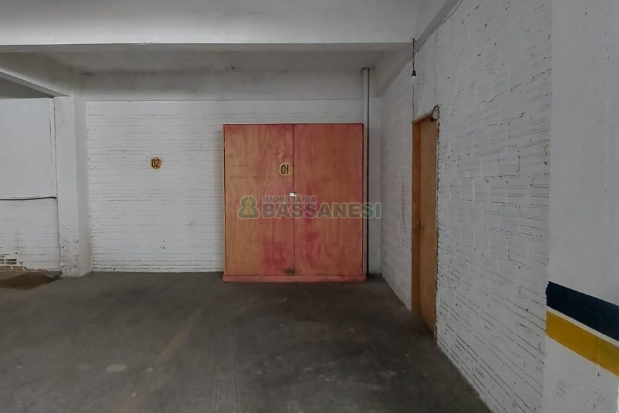 Apartamento com 90m², 2 dormitórios, 2 vagas, no bairro Panazzolo em Caxias do Sul para Alugar