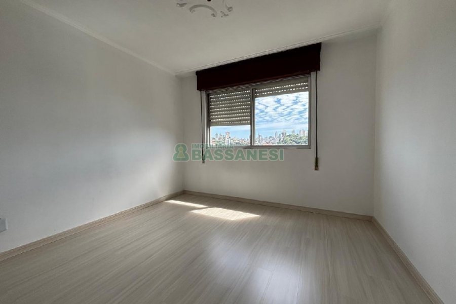 Apartamento com 98m², 2 dormitórios, 1 vaga, no bairro Salgado Filho em Caxias do Sul para Alugar