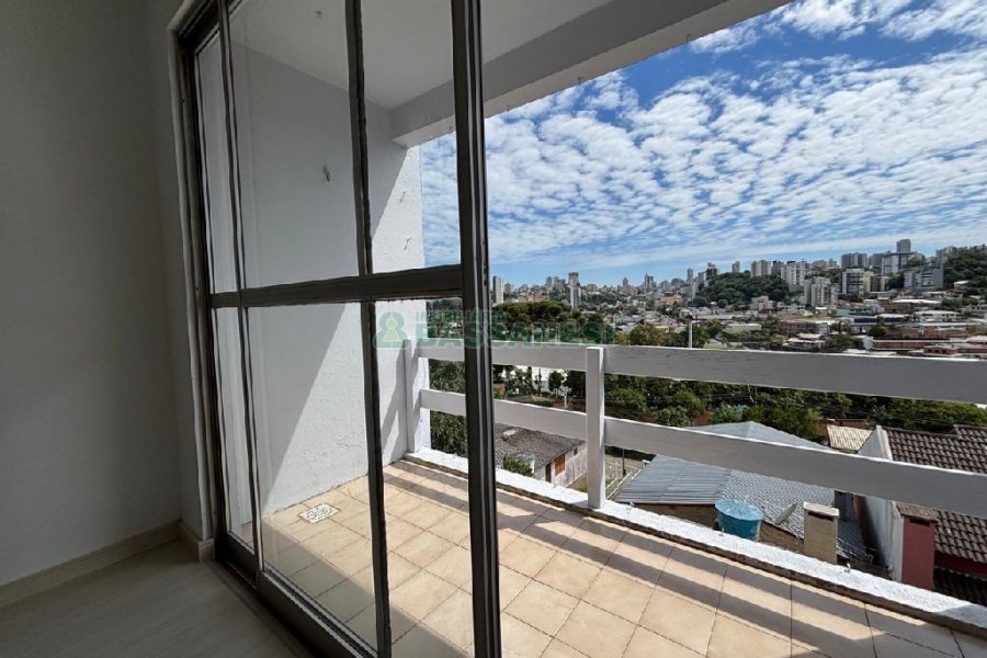 Apartamento com 98m², 2 dormitórios, 1 vaga, no bairro Salgado Filho em Caxias do Sul para Alugar