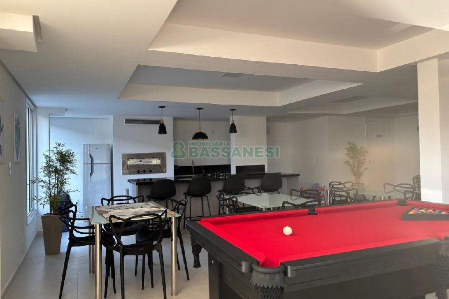 Apartamento com 62m², 2 dormitórios, 2 vagas, no bairro Sagrada Família em Caxias do Sul para Alugar