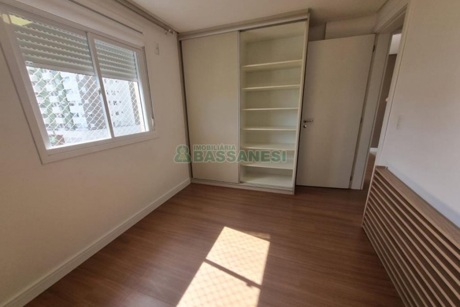 Apartamento com 49m², 2 dormitórios, 1 vaga, no bairro Nossa Senhora da Saúde em Caxias do Sul para Alugar
