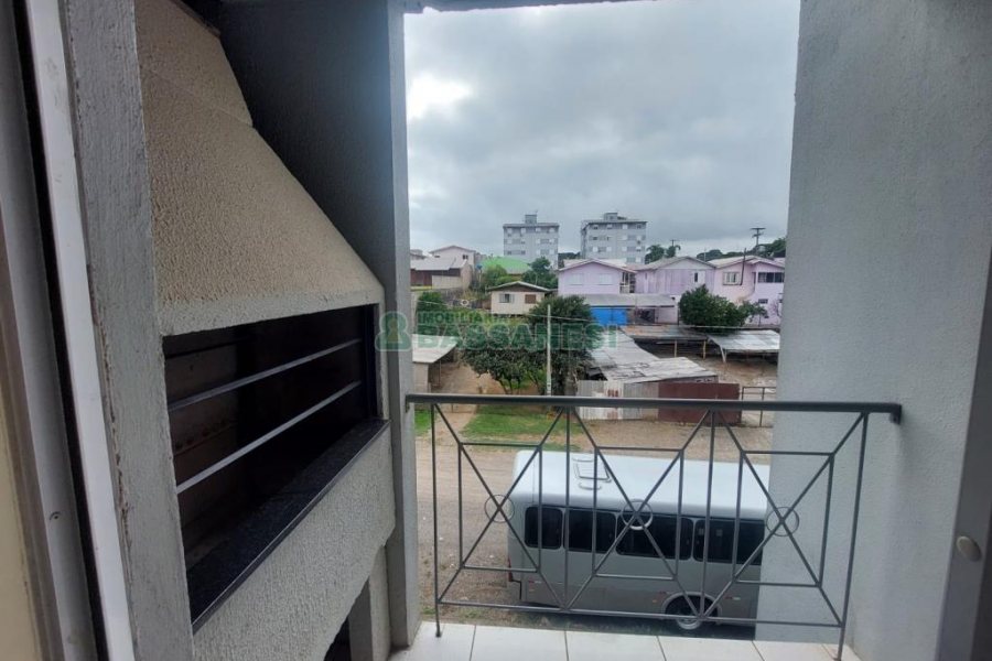 Apartamento com 54m², 2 dormitórios, 1 vaga, no bairro Parque Oasis em Caxias do Sul para Alugar