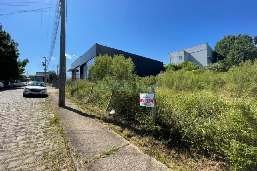 Terreno, no bairro Santa Lúcia em Caxias do Sul para Comprar