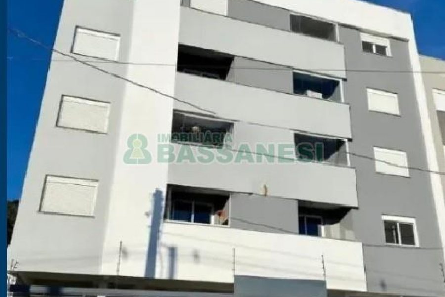 Apto Mobiliado com 52m², 2 dormitórios, 1 vaga, no bairro São Luiz em Caxias do Sul para Alugar