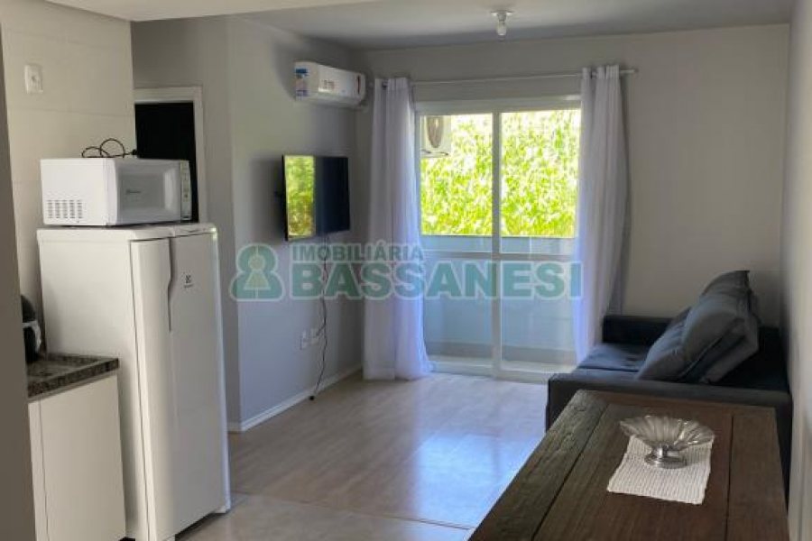 Apto Mobiliado com 52m², 2 dormitórios, 1 vaga, no bairro São Luiz em Caxias do Sul para Alugar