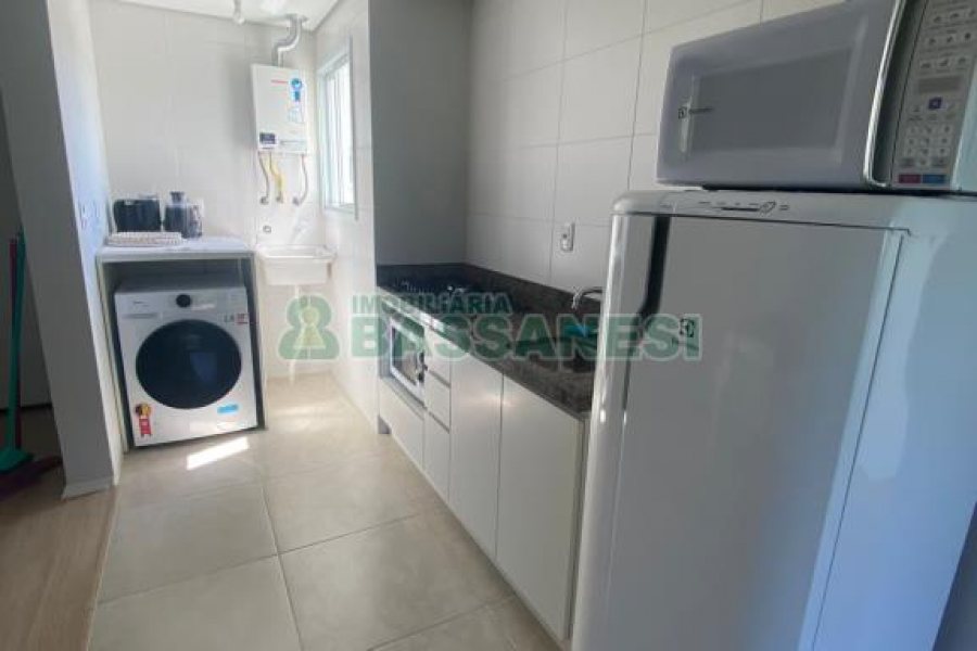 Apto Mobiliado com 52m², 2 dormitórios, 1 vaga, no bairro São Luiz em Caxias do Sul para Alugar