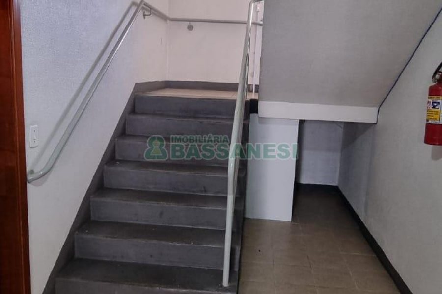 Apartamento com 41m², 2 dormitórios, 1 vaga, no bairro Parque Oasis em Caxias do Sul para Comprar