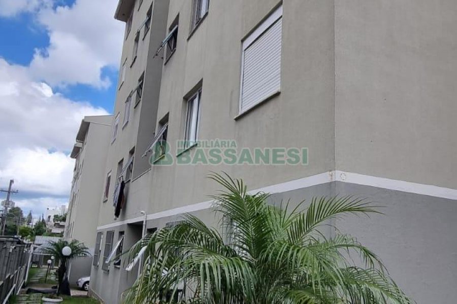 Apartamento com 41m², 2 dormitórios, 1 vaga, no bairro Parque Oasis em Caxias do Sul para Comprar