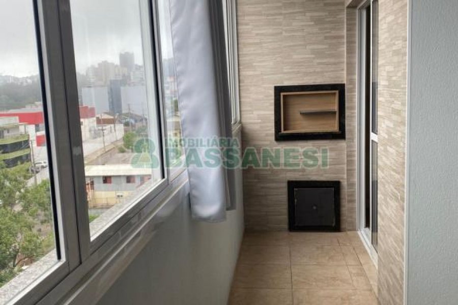 Apartamento com 104m², 3 dormitórios, 2 vagas, no bairro Colina Sorriso em Caxias do Sul para Alugar