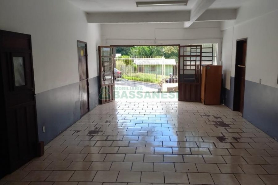Loja com 70m², no bairro Arco Baleno em Caxias do Sul para Alugar