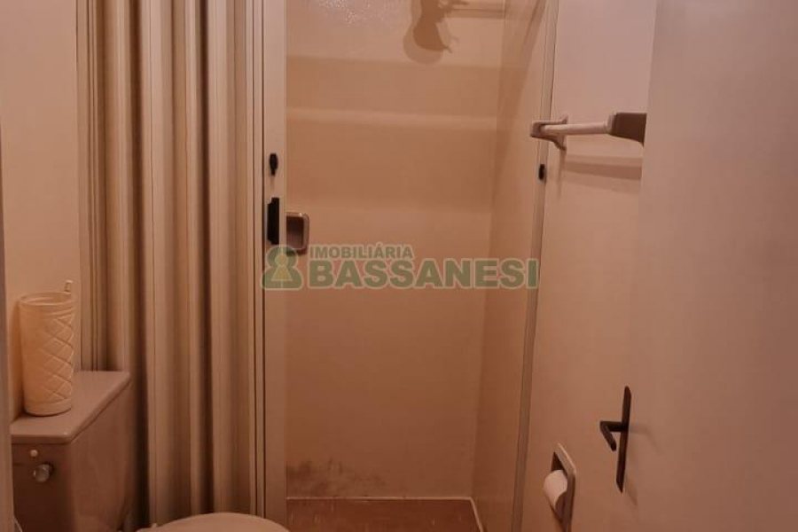 Sala com 38m², no bairro Centro em Caxias do Sul para Comprar