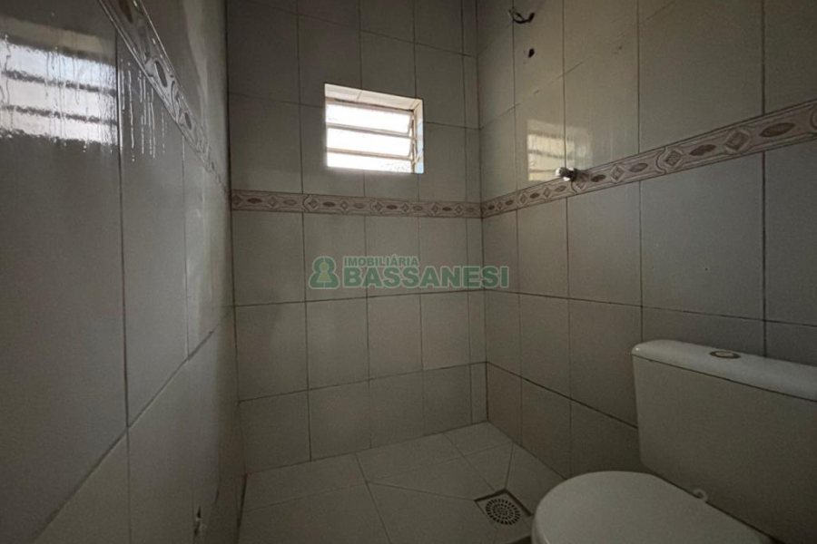 Casa com 250m², 3 dormitórios, 5 vagas, no bairro Jardim América em Caxias do Sul para Alugar