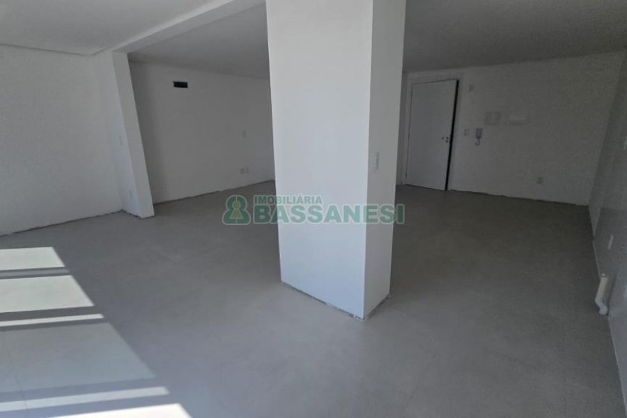 Kitinete com 106m², 1 dormitório, no bairro São Pelegrino em Caxias do Sul para Comprar