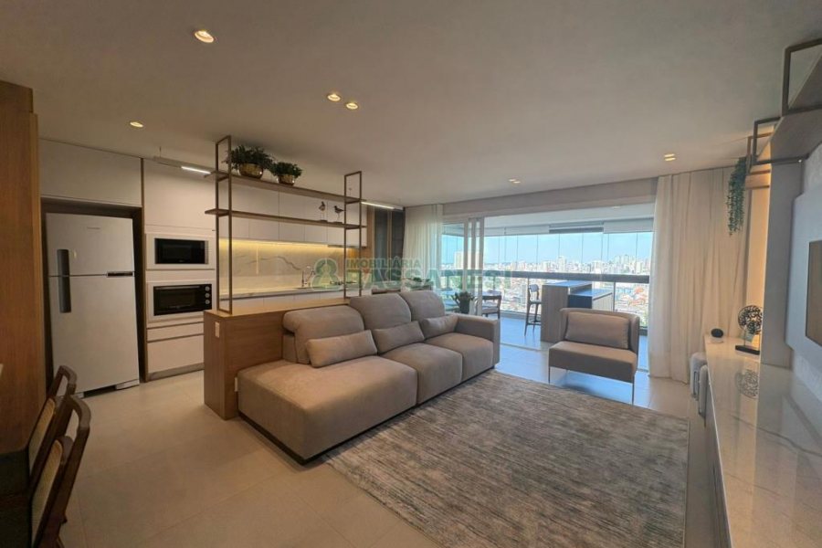 Apartamento com 129m², 3 dormitórios, 2 vagas, no bairro Petrópolis em Caxias do Sul para Comprar