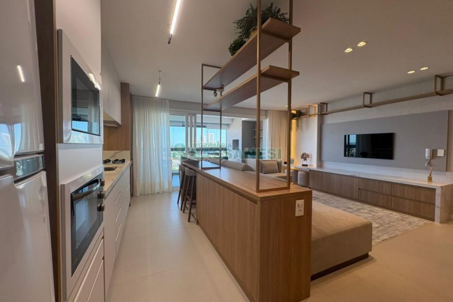 Apartamento com 129m², 3 dormitórios, 2 vagas, no bairro Petrópolis em Caxias do Sul para Comprar