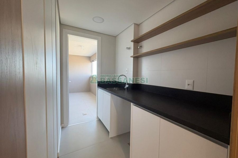 Apartamento com 129m², 3 dormitórios, 2 vagas, no bairro Petrópolis em Caxias do Sul para Comprar