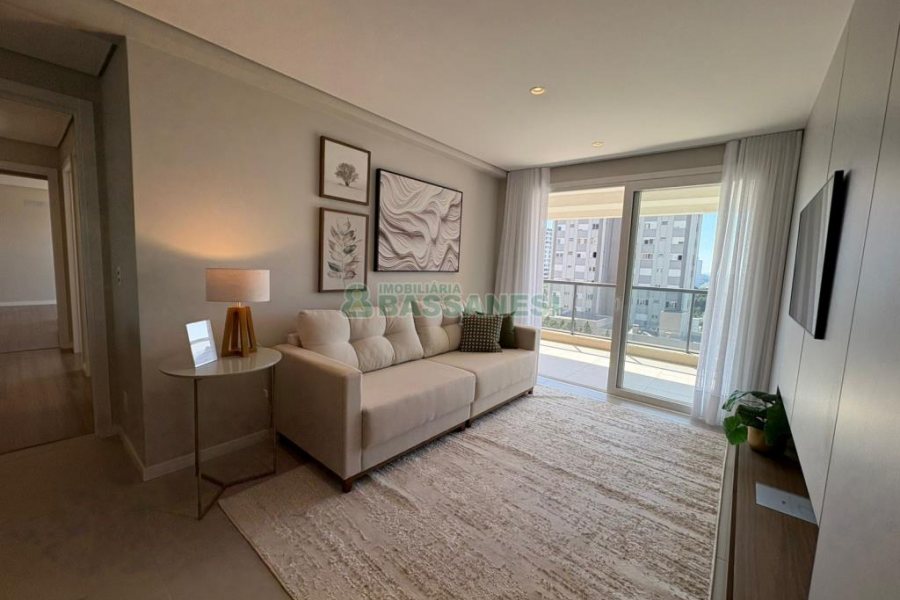 Apartamento com 110m², 3 dormitórios, 2 vagas, no bairro Petrópolis em Caxias do Sul para Comprar