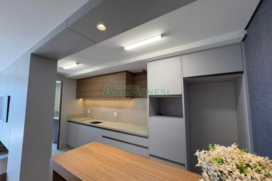 Apartamento com 110m², 3 dormitórios, 2 vagas, no bairro Petrópolis em Caxias do Sul para Comprar